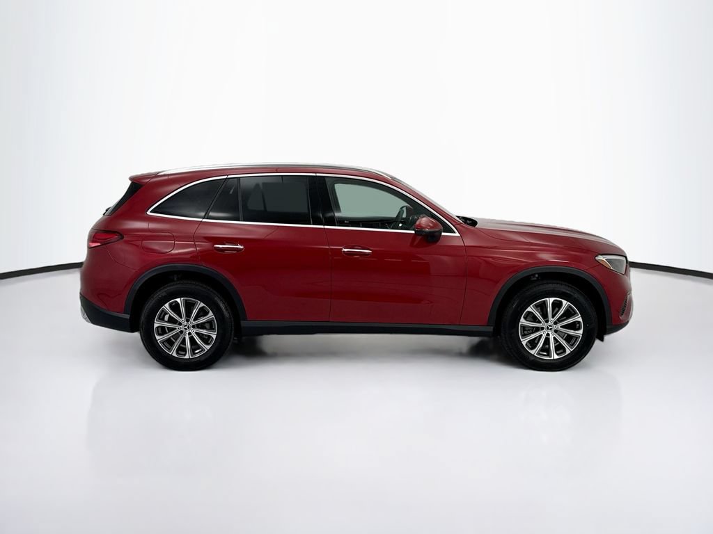 Certified 2026 Mercedes-Benz GLC 300 image 4