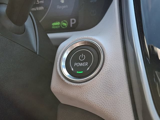 Used 2023 Chevrolet Bolt EUV Premier FWD image 25