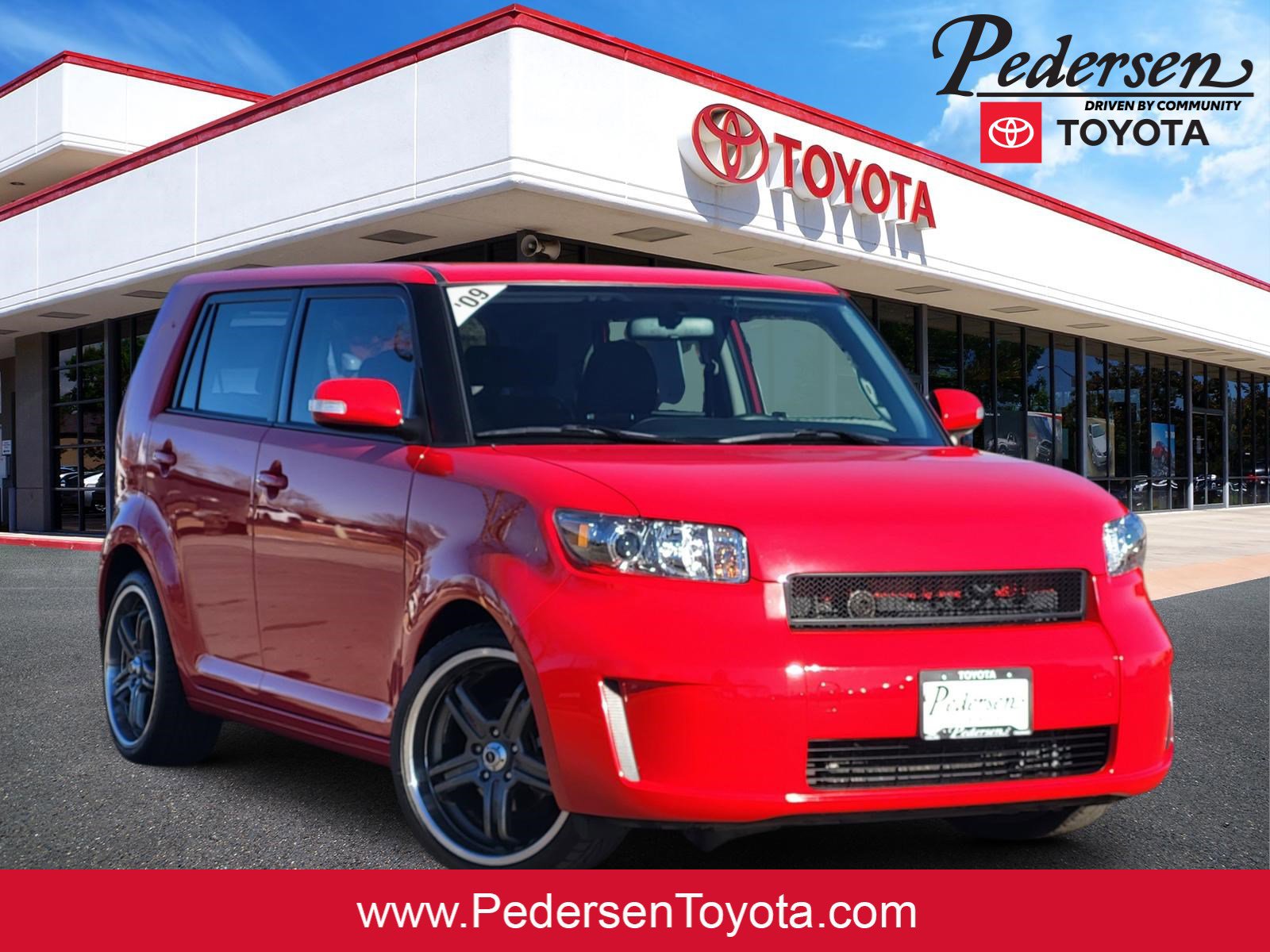 Used 2009 Scion xB image 1