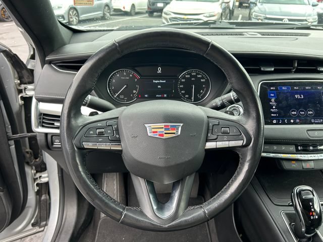 Used 2022 Cadillac XT4 Premium Luxury w/ Safety Alert Package AWD/4WD image 19
