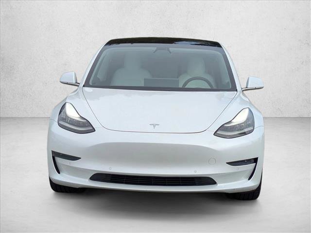 Used 2020 Tesla Model 3 Standard Range Plus image 2