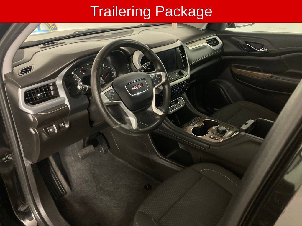 Used 2023 GMC Acadia SLE image 13