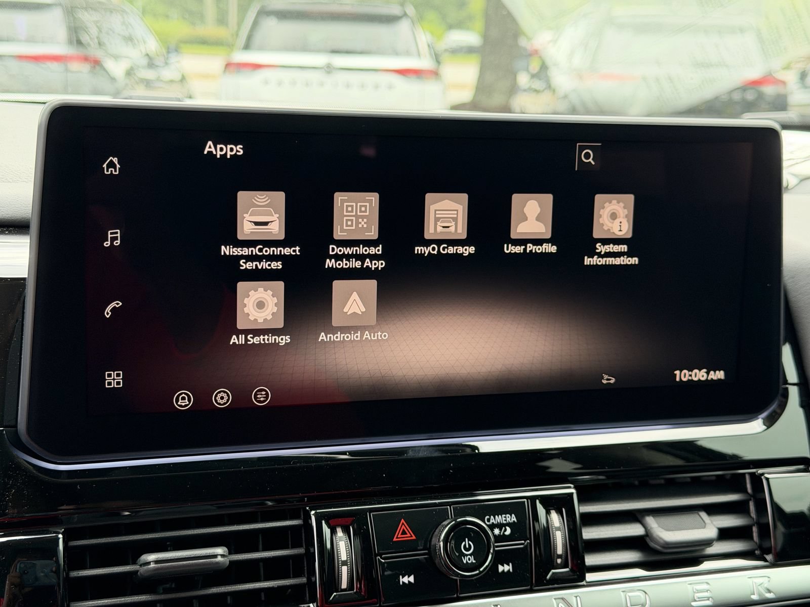 New 2026 Nissan Pathfinder SV w/ SV Premium Package FWD image 6