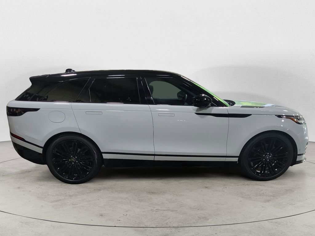 New 2026 Land Rover Range Rover Velar Dynamic SE image 6
