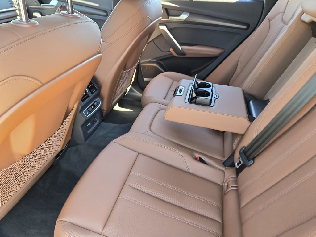 Certified 2024 Audi Q5 2.0T Prestige w/ Prestige Package AWD/4WD image 40