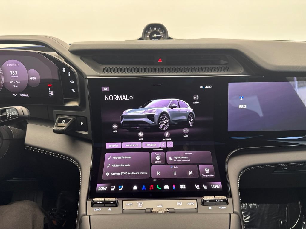 New 2026 Porsche Cayenne Turbo AWD/4WD image 20