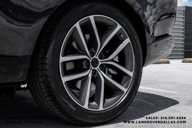 New 2026 Land Rover Range Rover Long Wheelbase SE AWD/4WD image 59