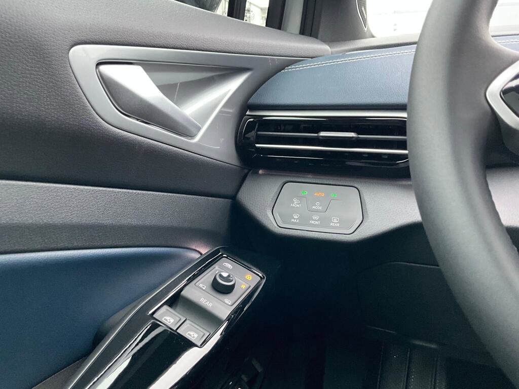 New 2026 Volkswagen ID.4 Pro S Plus image 22