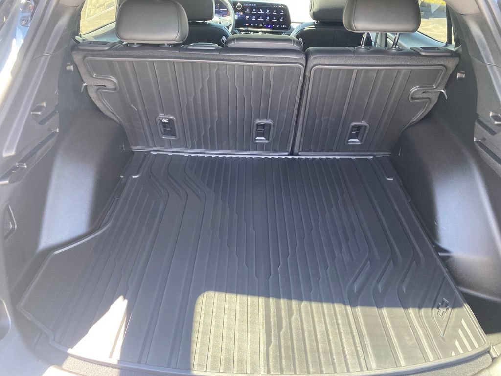 New 2025 Chevrolet Equinox EV RS FWD image 28