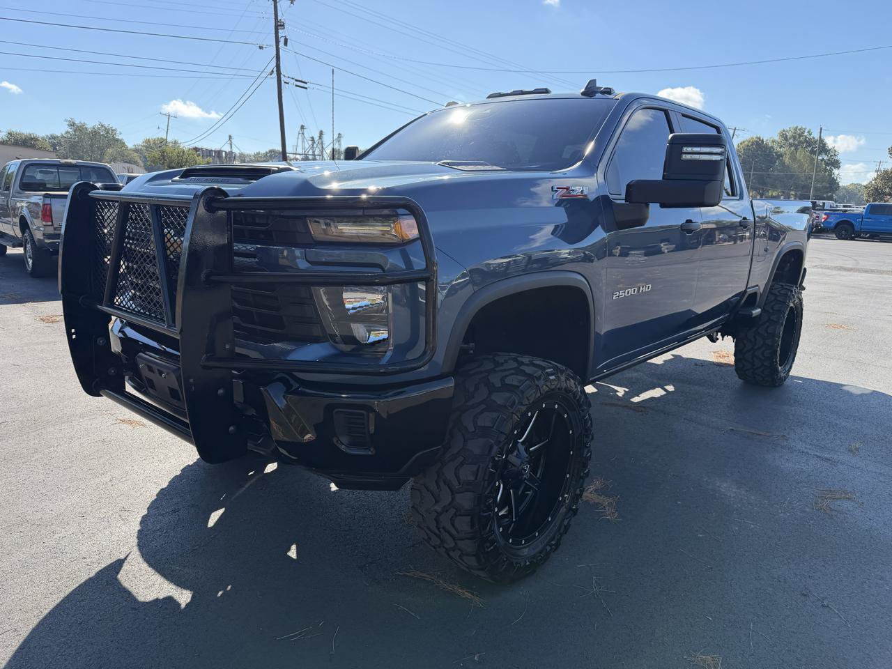 Used 2024 Chevrolet Silverado 2500 Custom w/ Custom Value Package AWD/4WD image 7