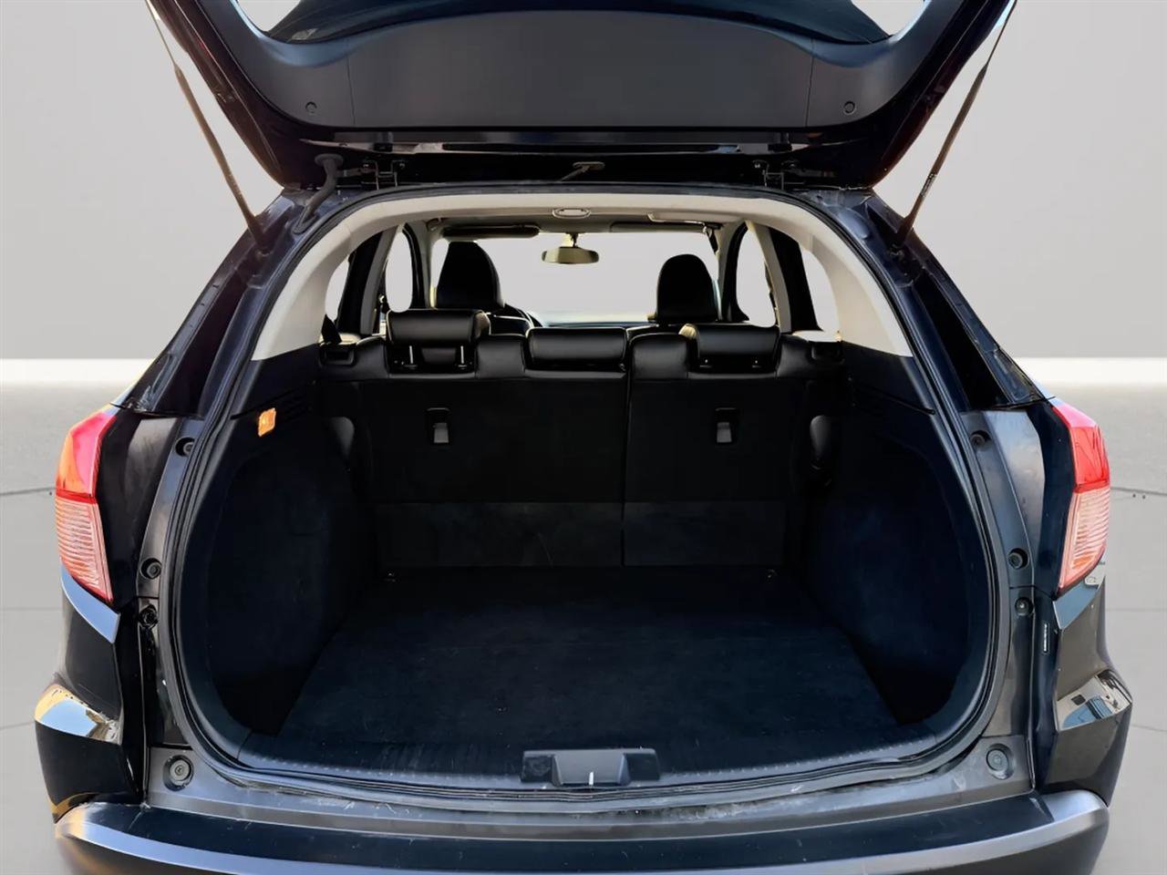 Used 2016 Honda HR-V EX-L image 28