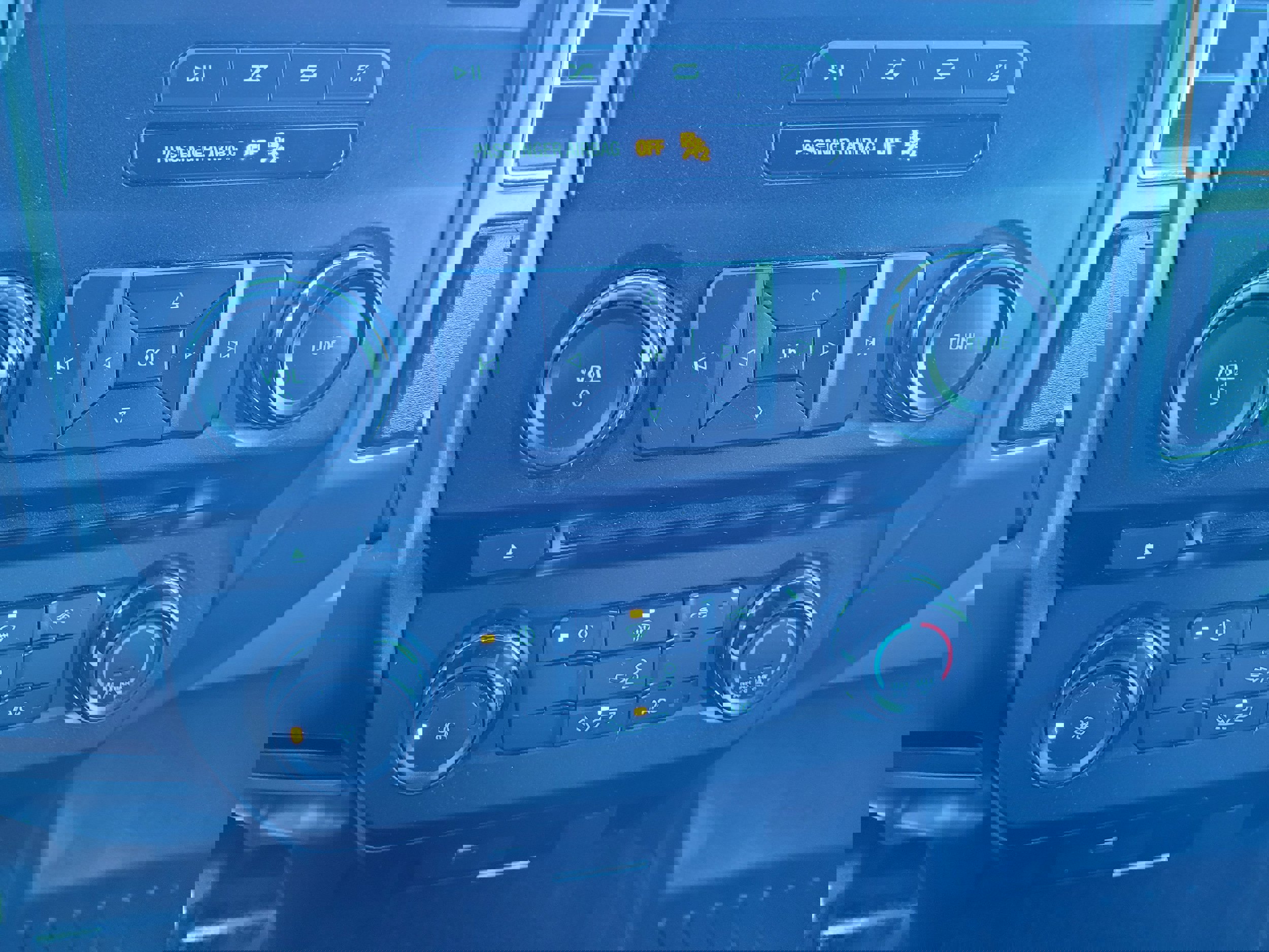 Used 2018 Ford F150 XLT AWD/4WD image 23