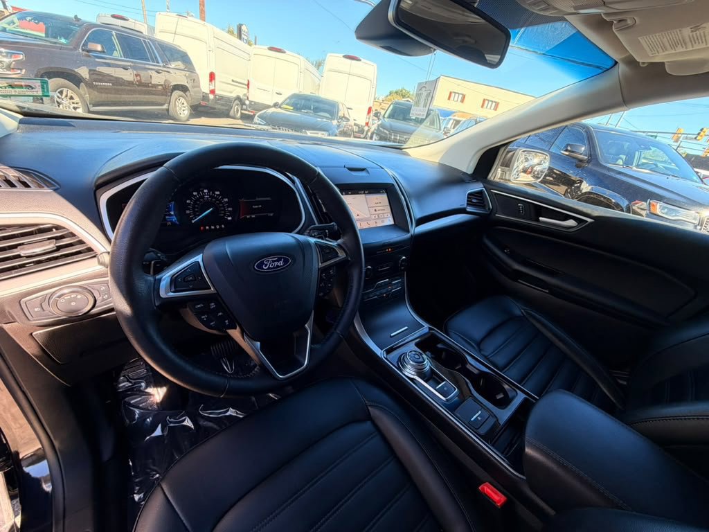 Used 2019 Ford Edge SEL w/ Equipment Group 201A AWD/4WD image 16