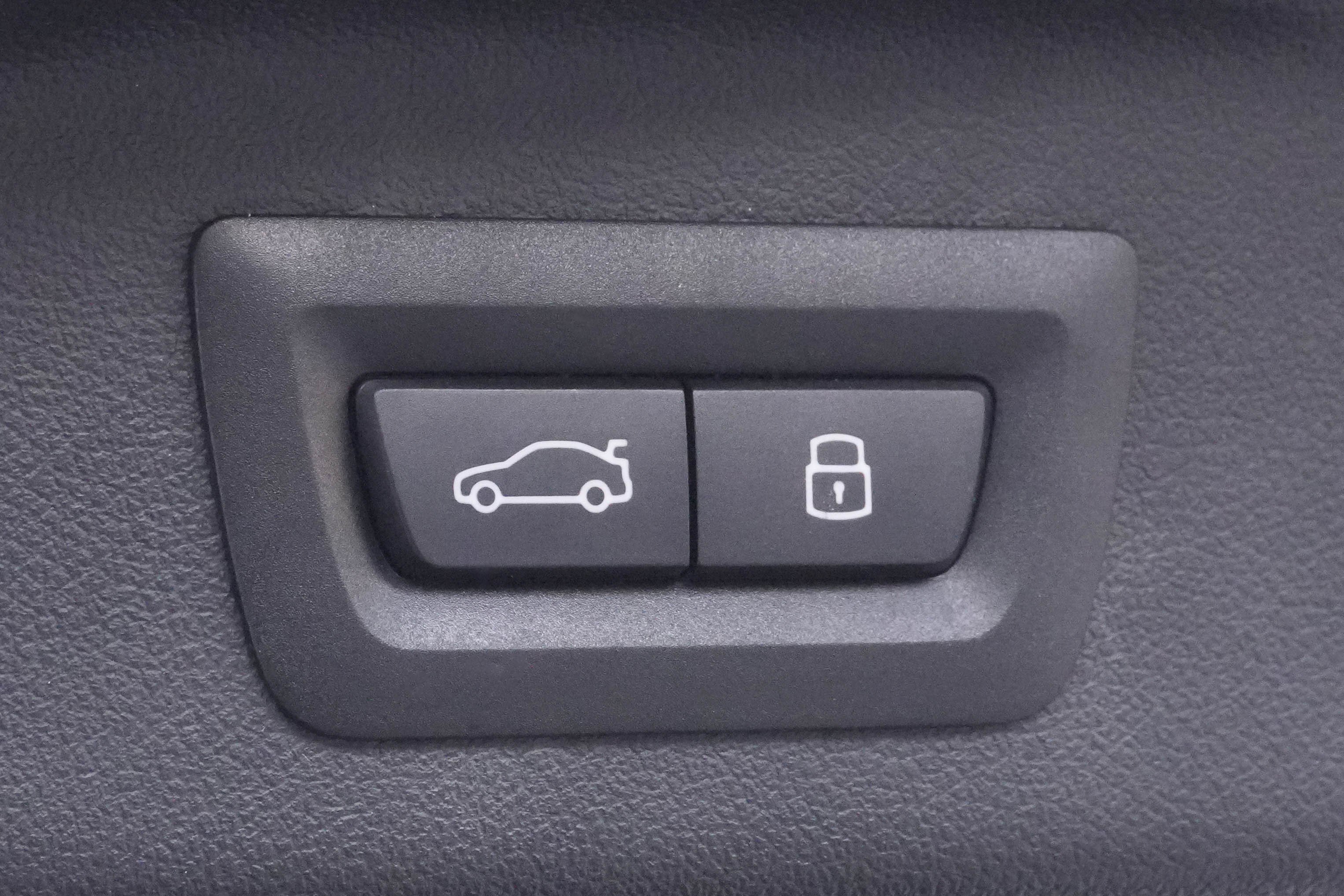 Used 2026 BMW X7 M60i image 38