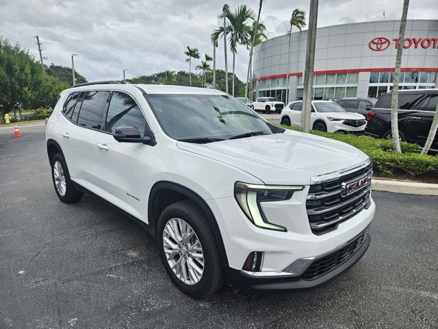 Used 2024 GMC Acadia Elevation