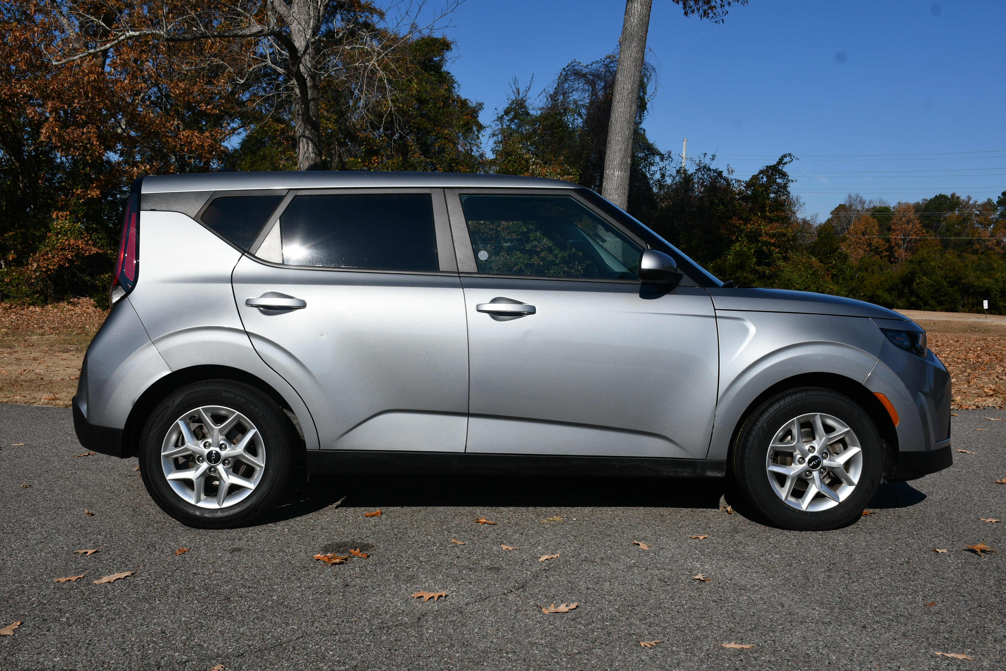 Used 2023 Kia Soul LX w/ Option Group 015 image 5
