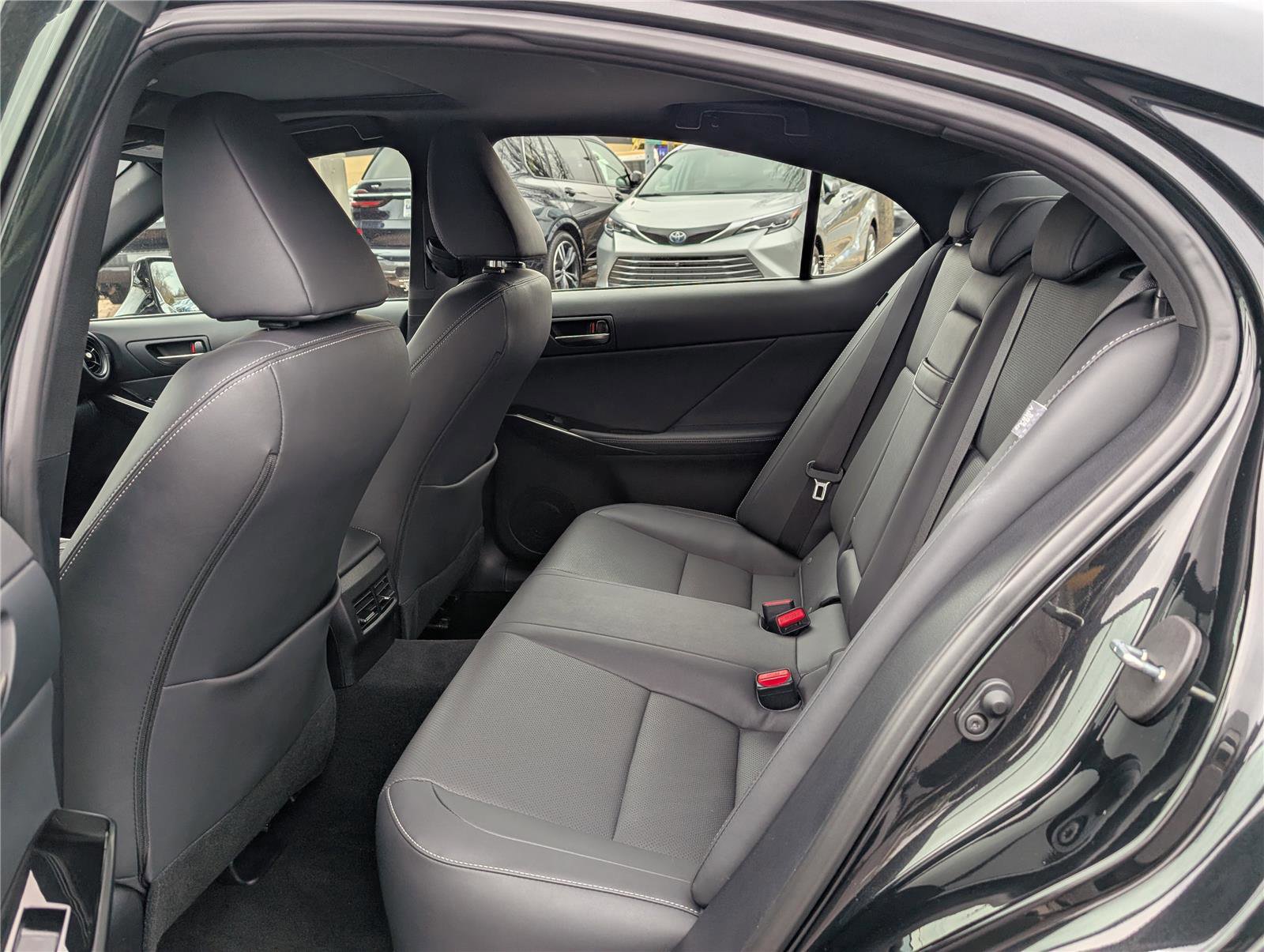 Used 2025 Lexus IS 350 F Sport image 15