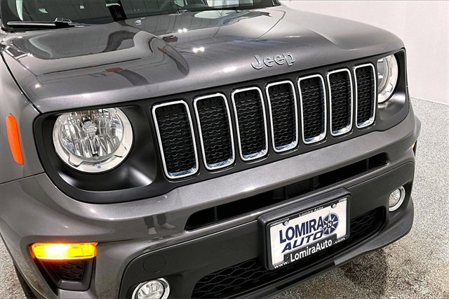 Used 2019 Jeep Renegade Latitude w/ Cold Weather Group image 34