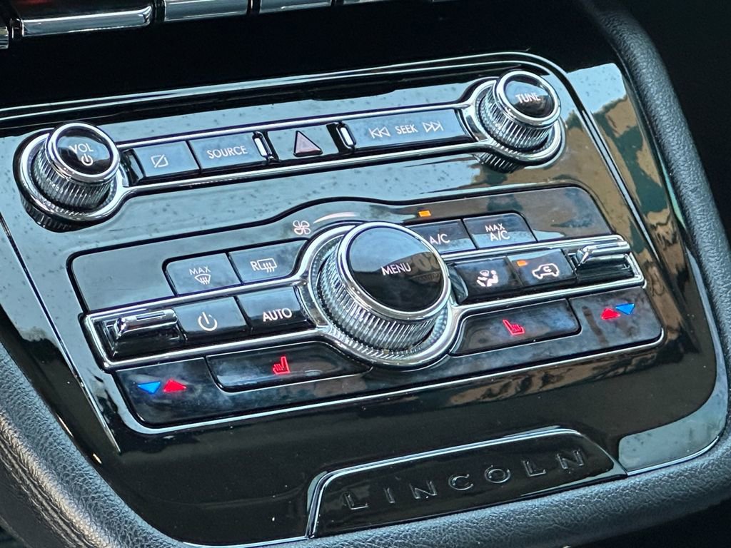Used 2022 Lincoln Corsair FWD image 14