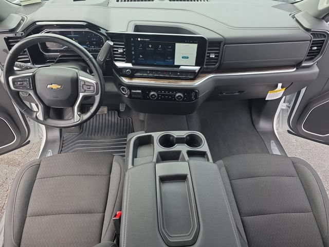 Used 2025 Chevrolet Silverado 2500 LT w/ Convenience Package AWD/4WD image 10