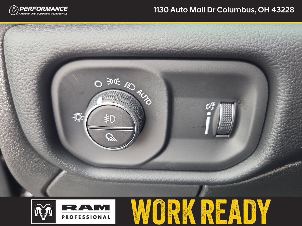 New 2026 RAM 2500 Big Horn AWD/4WD image 32