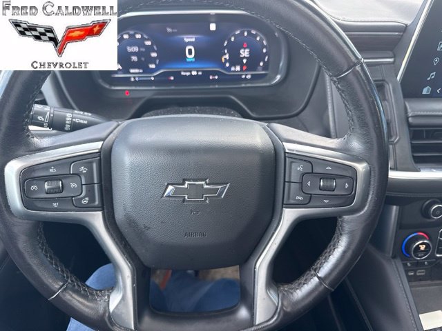 Used 2022 Chevrolet Tahoe Z71 w/ Luxury Package AWD/4WD image 16