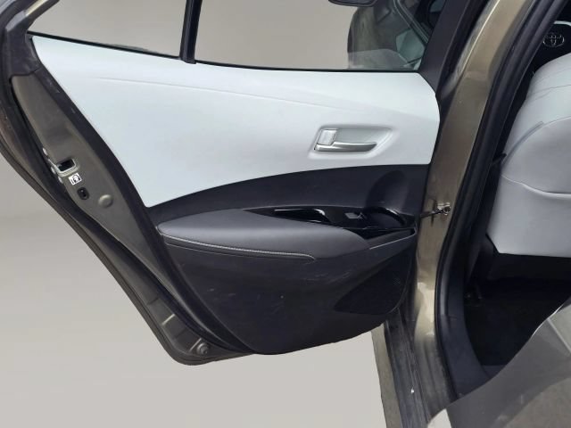 Used 2019 Toyota Corolla XSE FWD image 13
