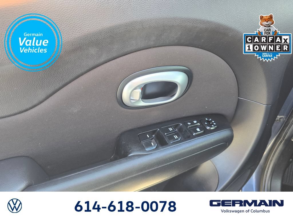 Used 2016 Kia Soul + FWD image 24