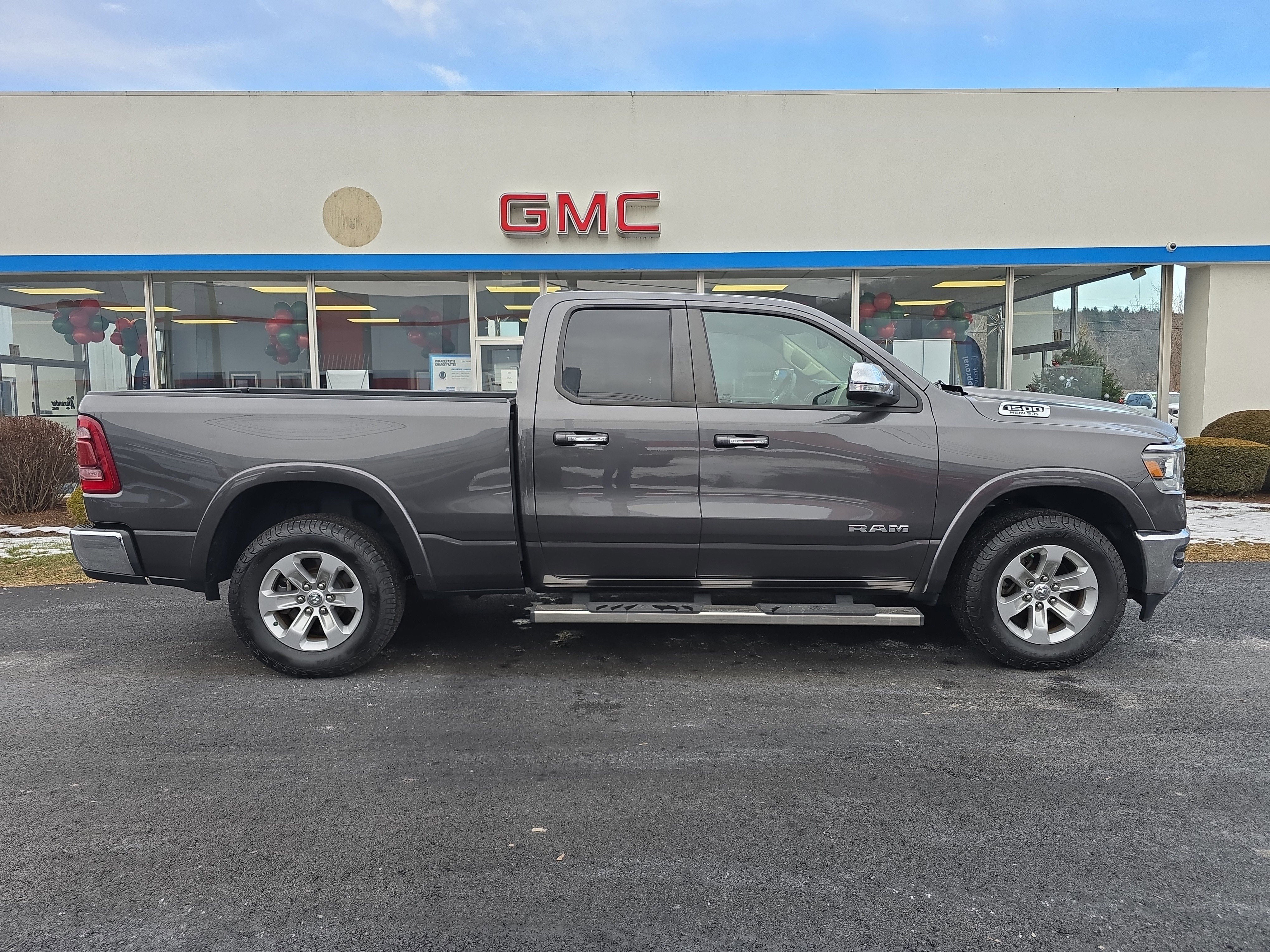 Used 2020 RAM 1500 Laramie image 2