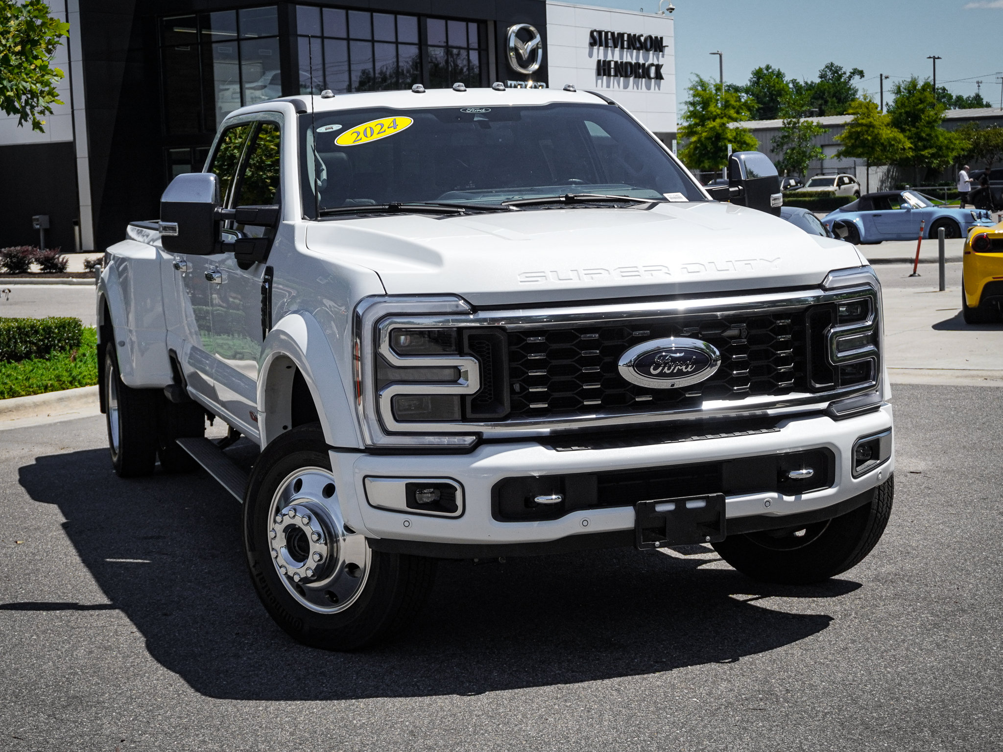 Used 2024 Ford F450 Limited w/ FX4 Off-Road Package AWD/4WD image 2