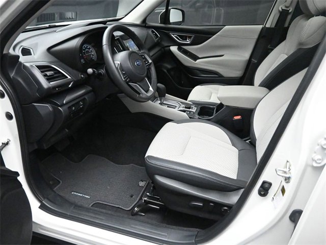 Used 2023 Subaru Forester Premium image 17