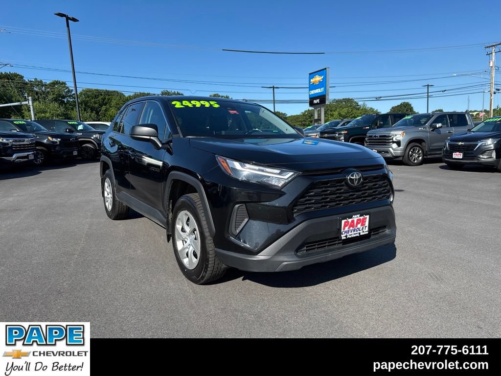 Used 2023 Toyota RAV4 LE AWD/4WD image 1