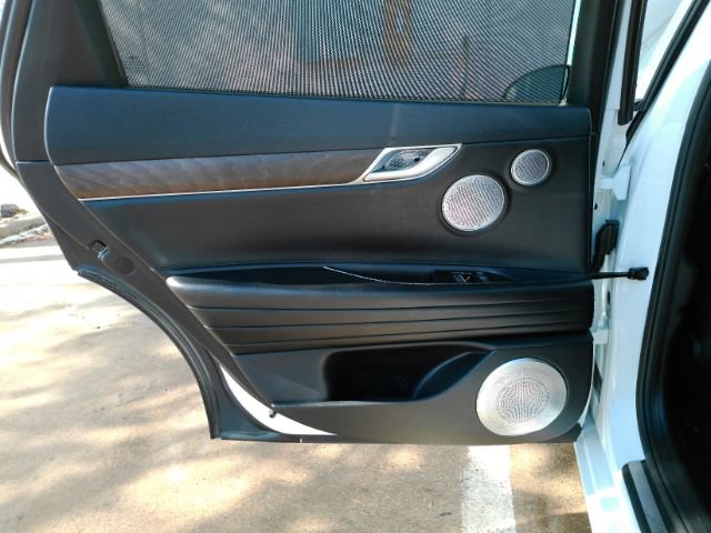 Used 2022 Genesis G80 2.5T w/ Prestige Package image 19