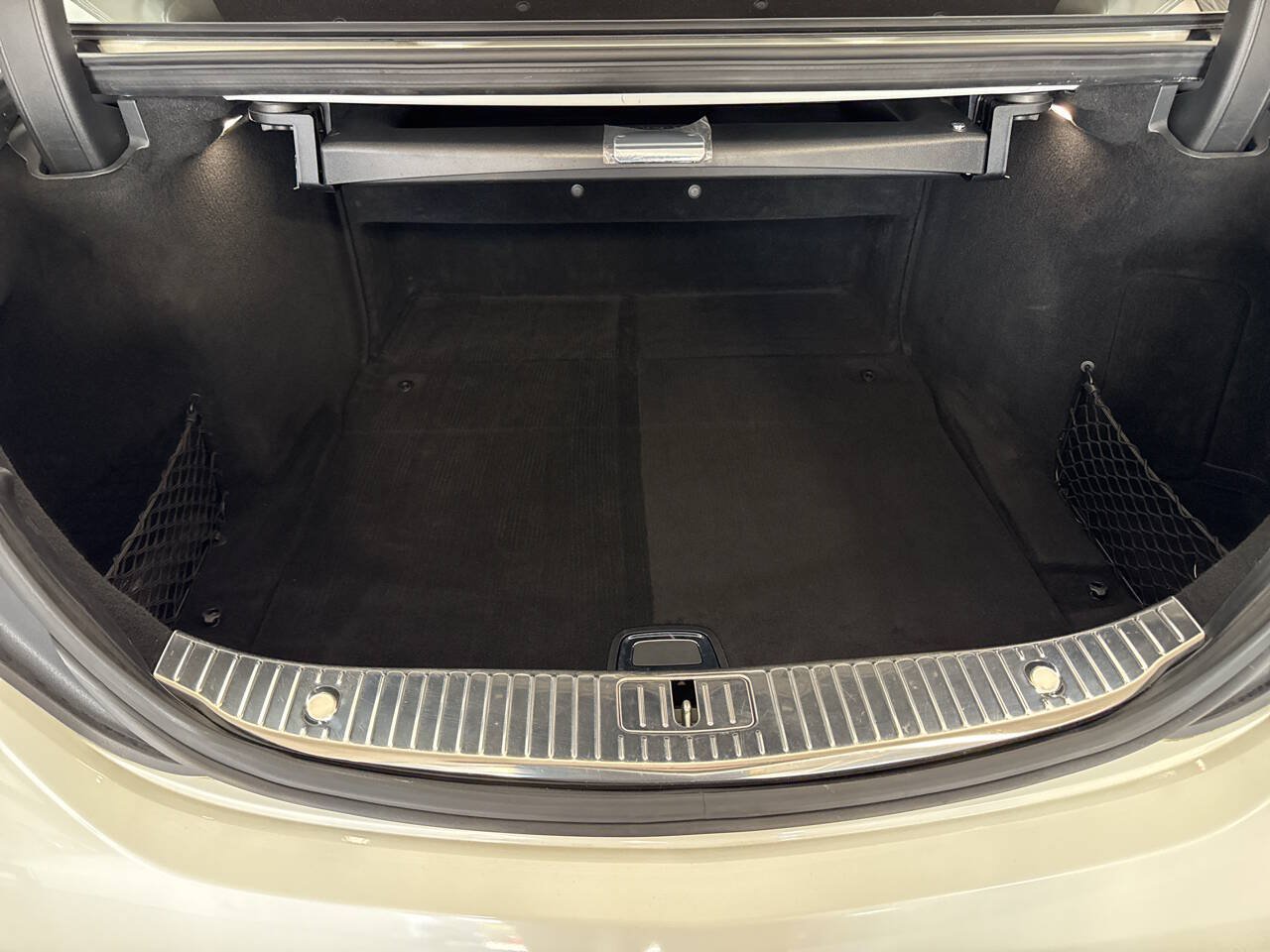 Used 2016 Mercedes-Benz S 550 4MATIC Sedan image 33