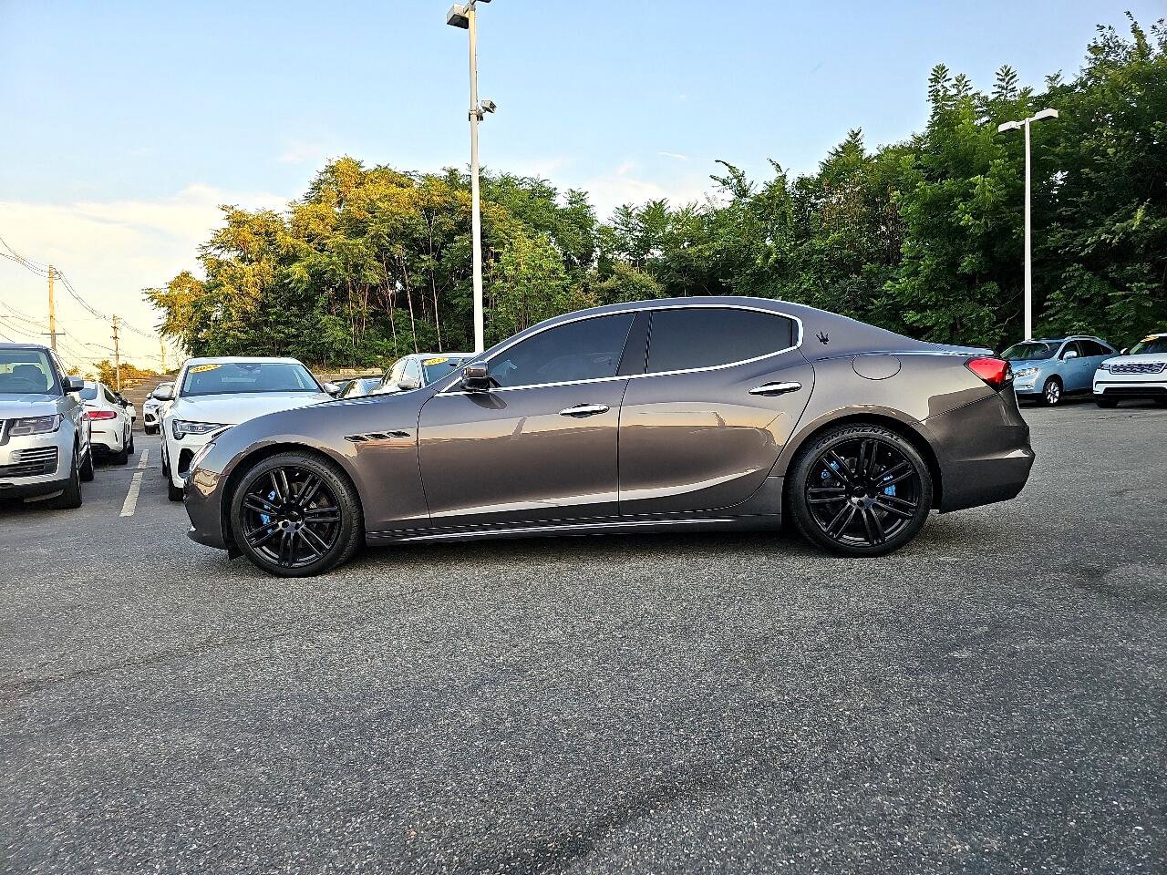 Used 2022 Maserati Ghibli Modena image 10