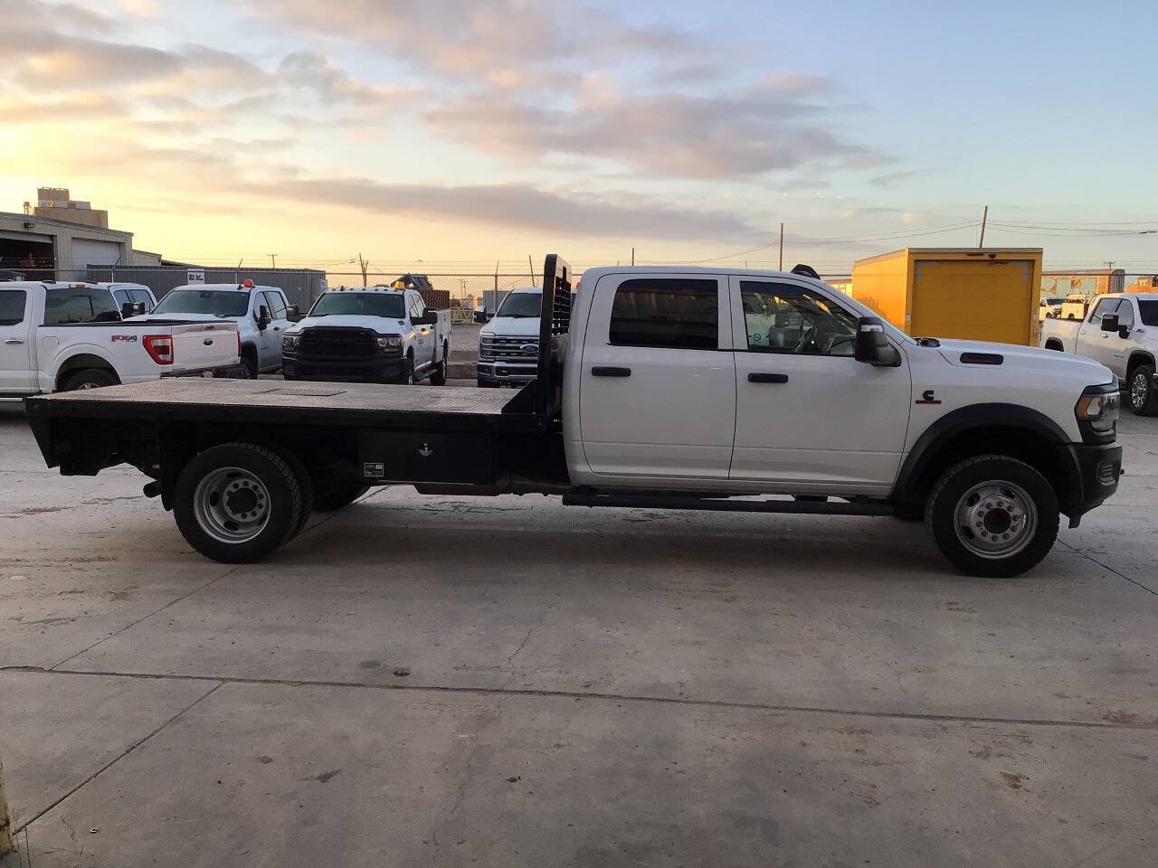 Used 2024 RAM 5500 Tradesman w/ Max Tow Package AWD/4WD image 13