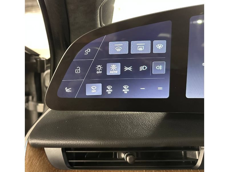 Used 2023 Lucid Air Touring AWD/4WD image 29