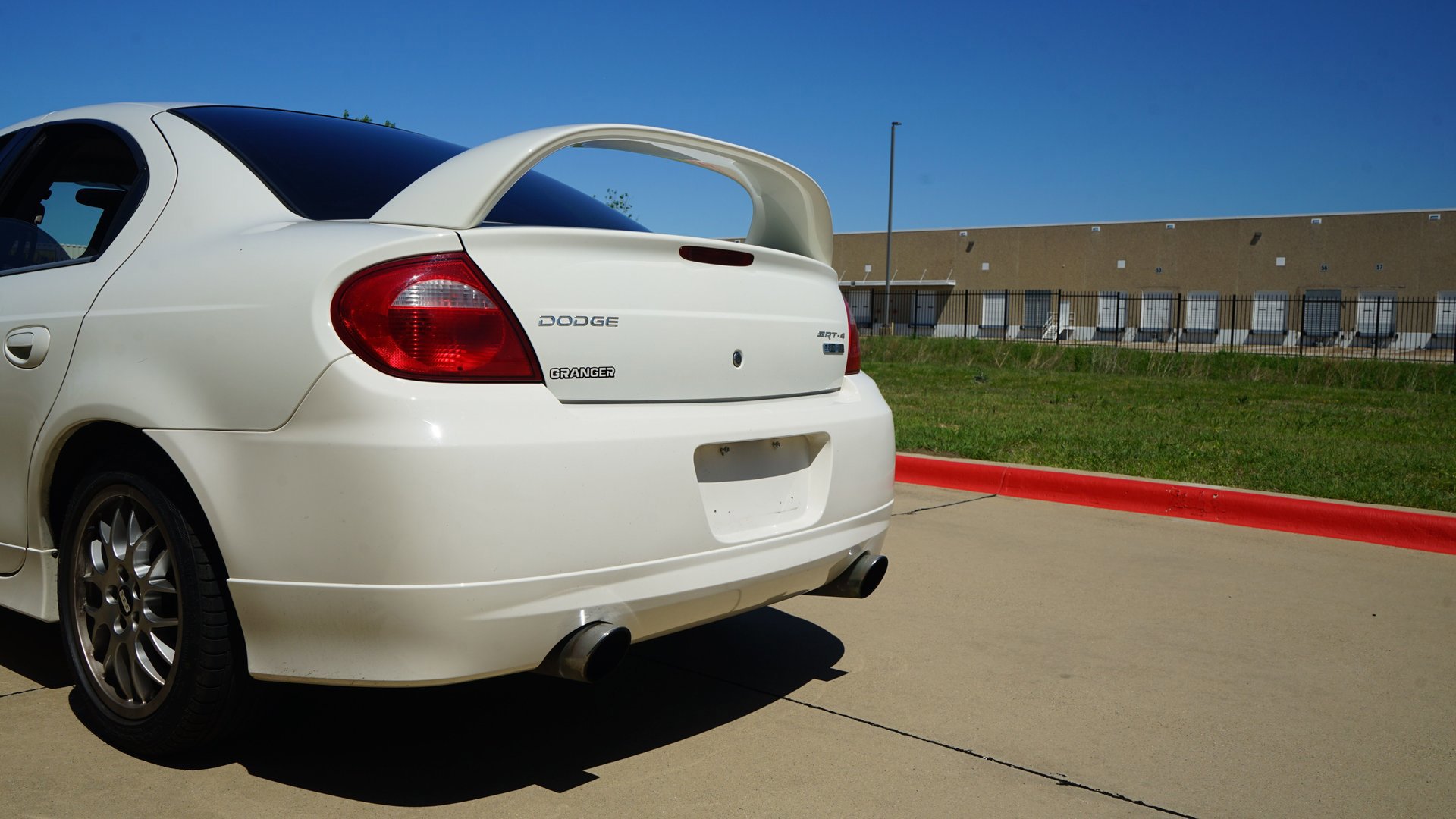 Used 2005 Dodge Neon w/ Competition Group image 28