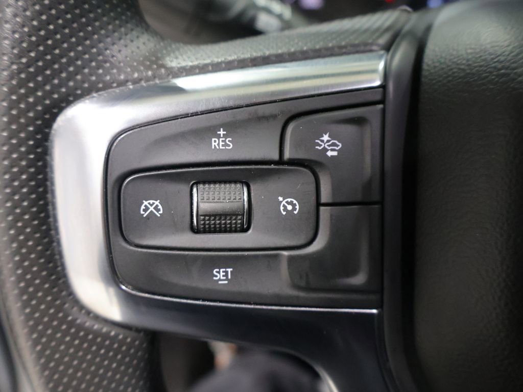 Used 2025 Chevrolet Blazer LT AWD/4WD image 34