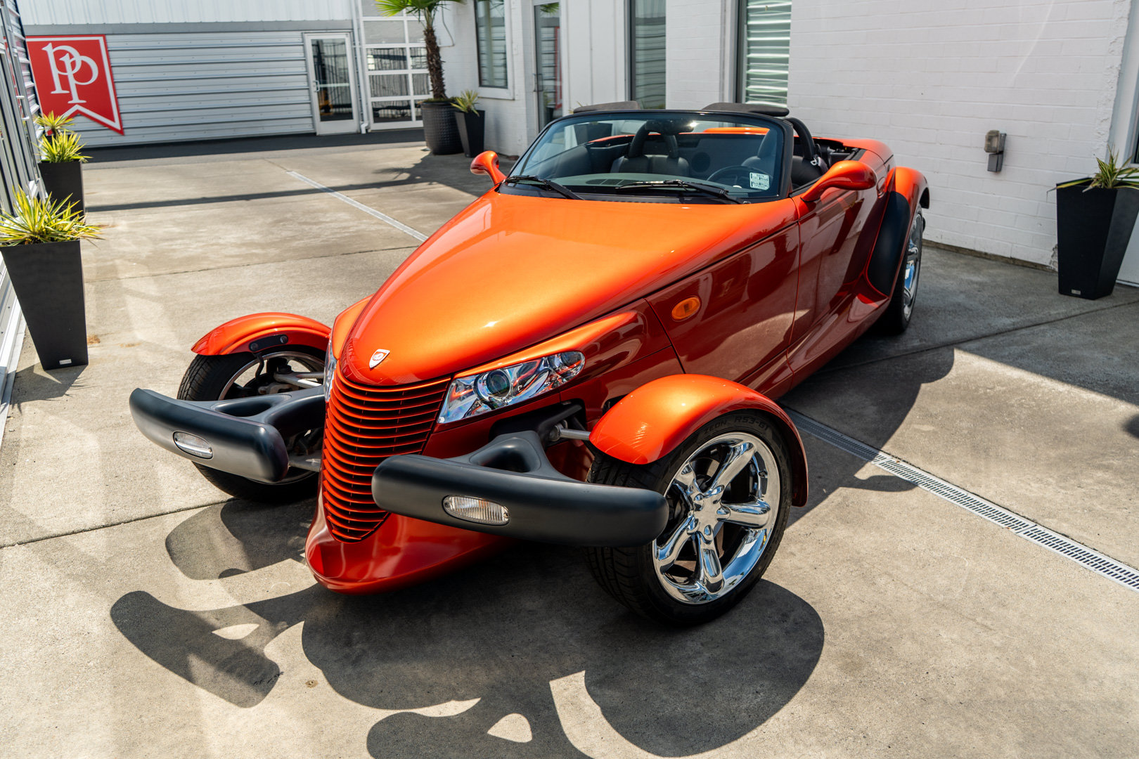 Used 2001 Plymouth Prowler RWD image 3