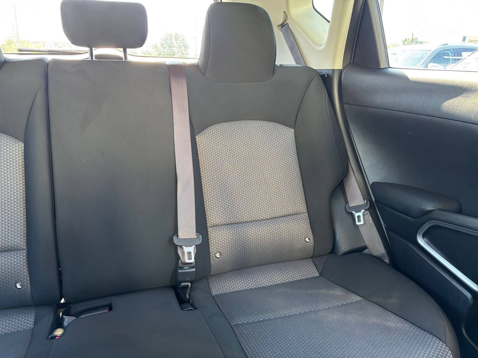 Used 2025 Kia Soul LX w/ LX Technology Package FWD image 34