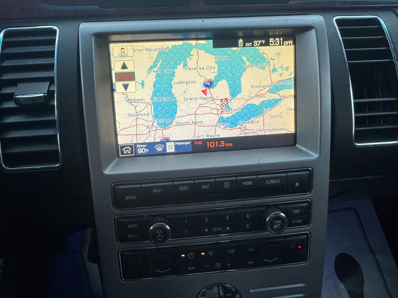 Used 2010 Ford Flex Limited image 21