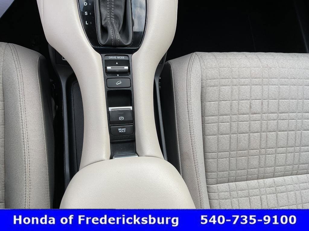 Certified 2026 Honda HR-V LX image 35