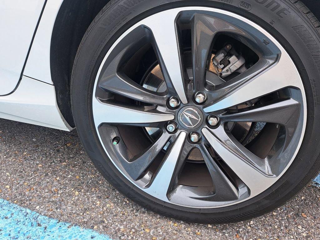 Used 2025 Acura TLX w/ Technology Package image 25