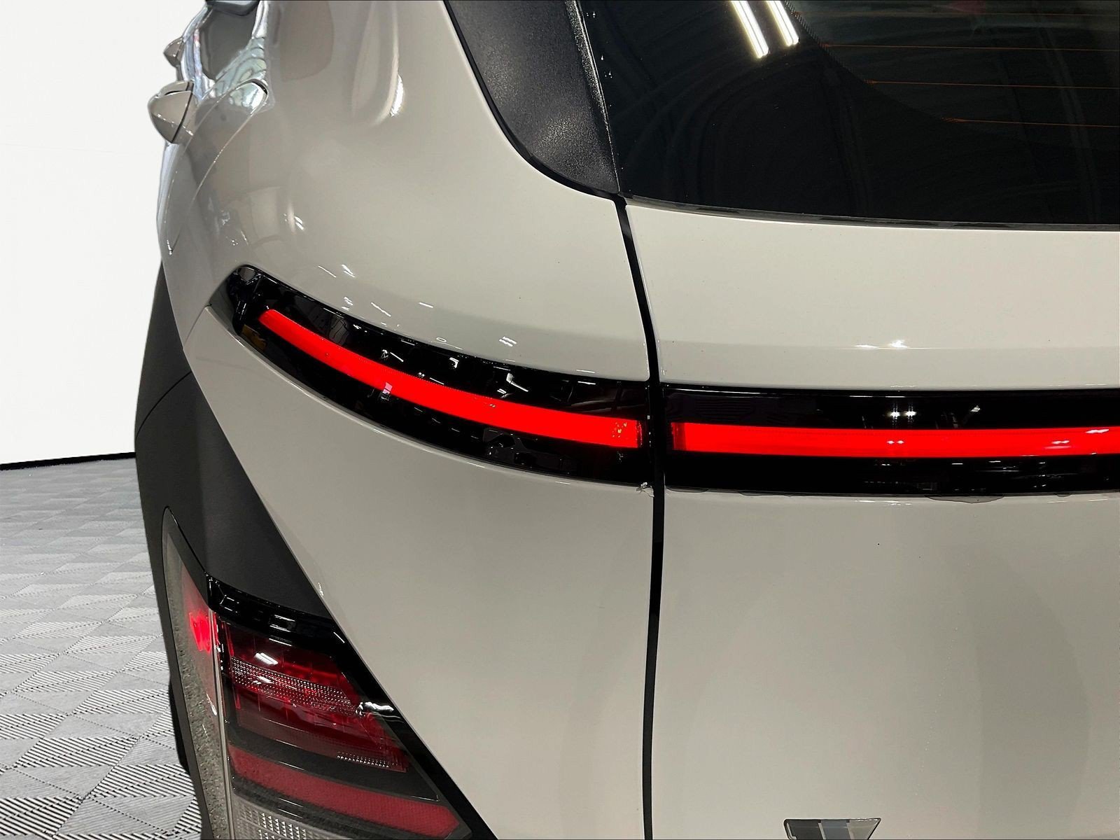 New 2027 Hyundai Kona SE AWD/4WD image 14