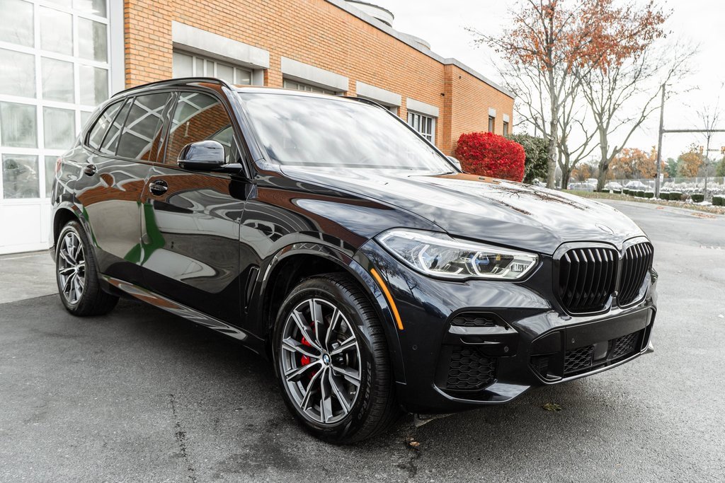 Used 2022 BMW X5 M50i w/ Executive Package image 5