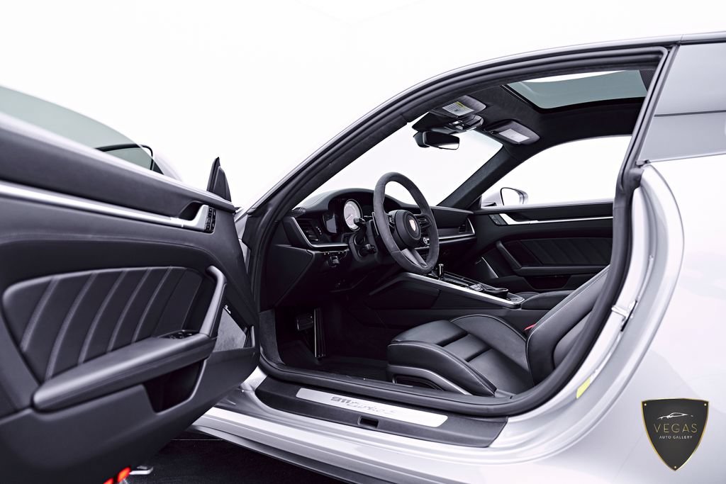 Used 2021 Porsche 911 Turbo S AWD/4WD image 34