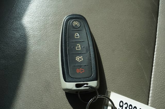 Used 2013 Ford Escape SEL FWD image 18