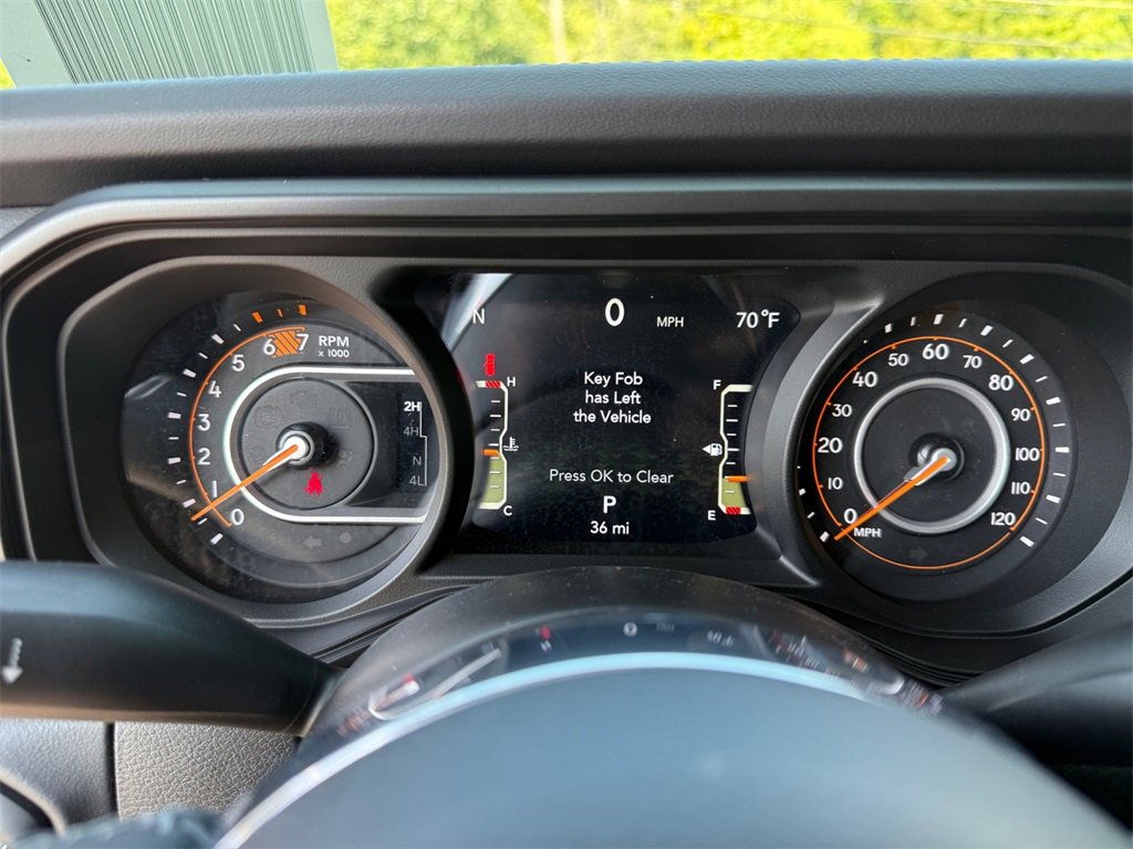 New 2025 Jeep Wrangler Sahara image 24