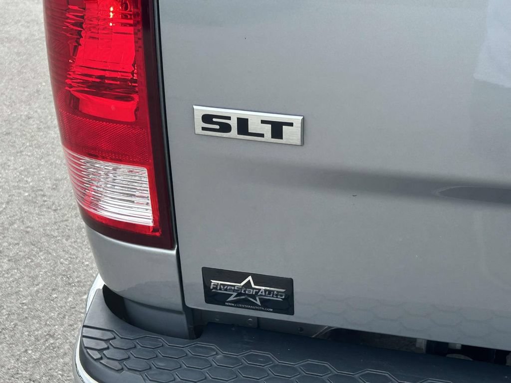 Used 2023 RAM 1500 Classic SLT w/ Electronics Group AWD/4WD image 8